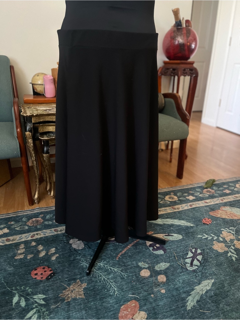 White Mark Black Maxi Skirt with Clean Waistband